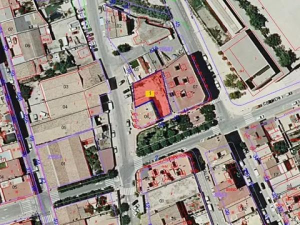 Terreno en calle Tirant lo Blanc, 5