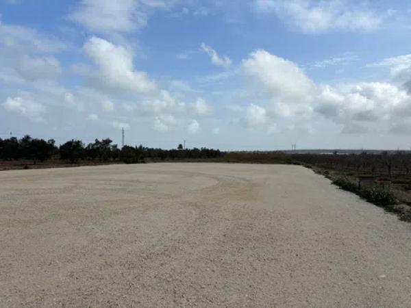 Terreno en Partida Daimes