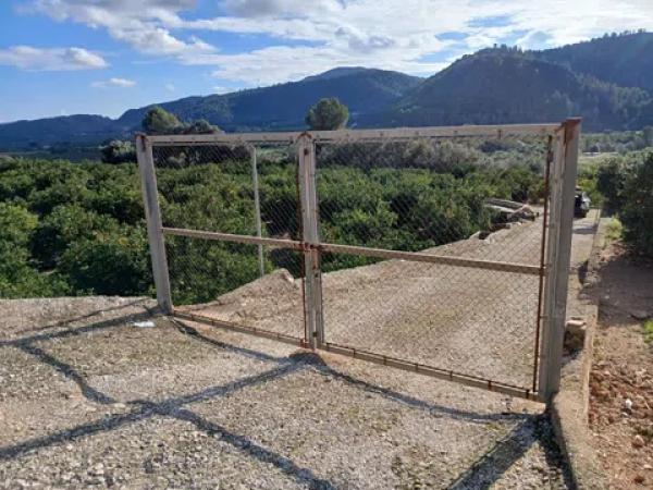 Terreno en calle Sector Tres, 34