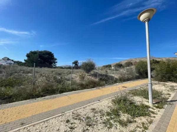 Terreno en avenida del Camí de L'Alfás, 24 -e
