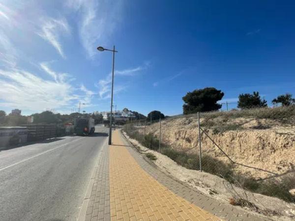 Terreno en avenida del Camí de L'Alfás, 24 -e
