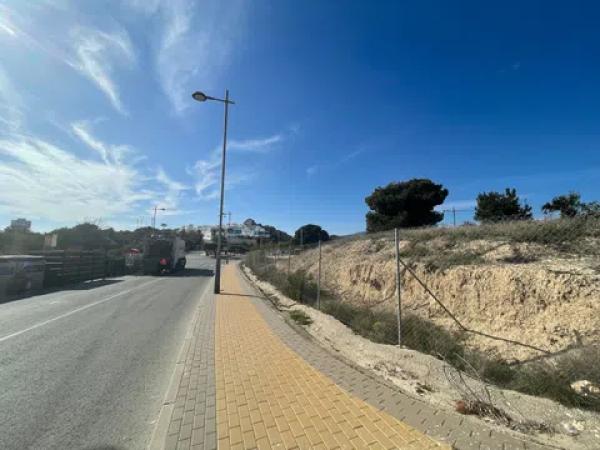 Terreno en avenida del Camí de L'Alfás, 24 -e