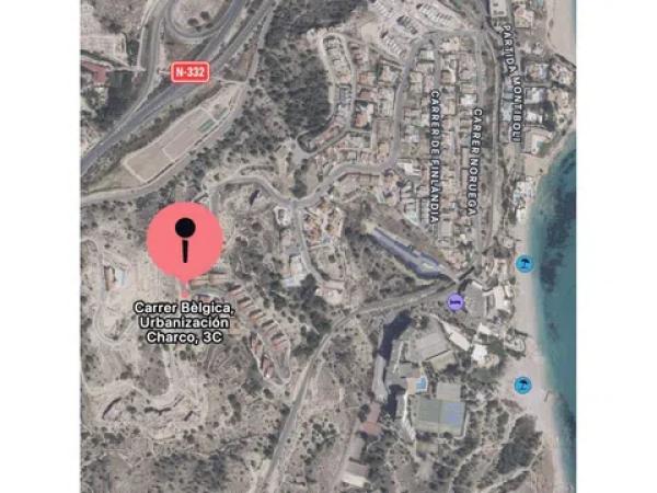 Terreno en calle Bélgica