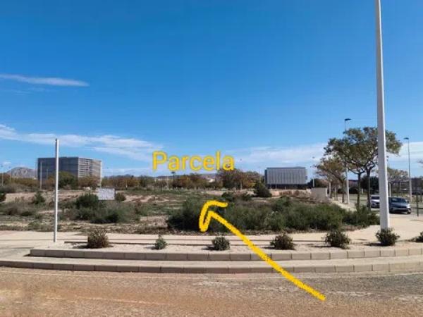 Terreno en calle Pascual Ros Aguilar, 14