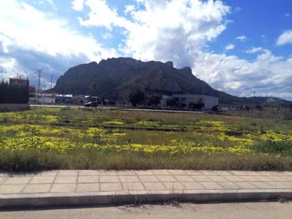 Terreno en calle la Creu, 26