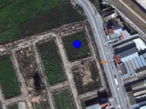 Terreno en calle Banyeres de Mariola