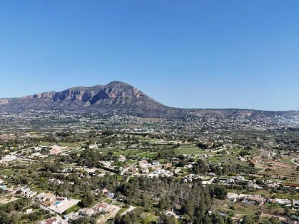 Terreno en Partida Comunes-Adsubia