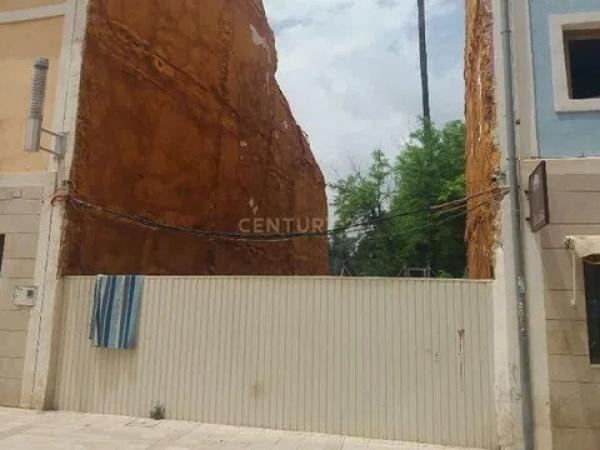 Terreno en calle Mayor