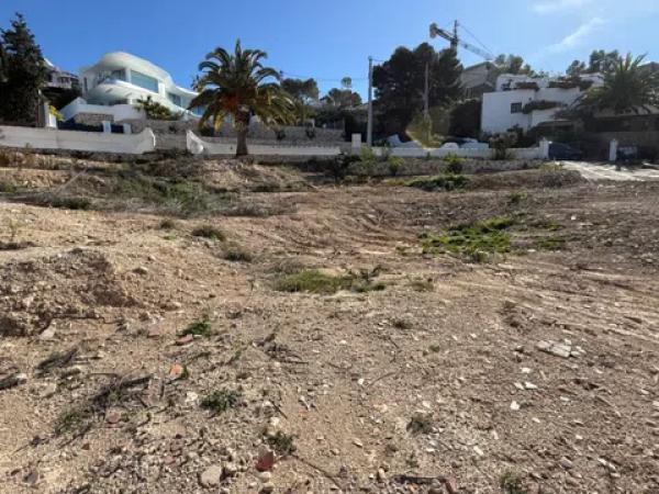 Terreno en Cala Advocat - Baladrar