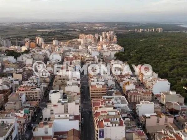 Terreno en calle Ausiàs March