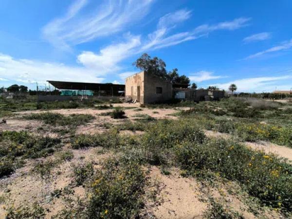 Terreno en camino de Redondo