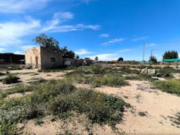 Terreno en camino de Redondo