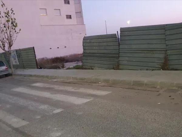 Terreno en calle Juan Carlos I, 70