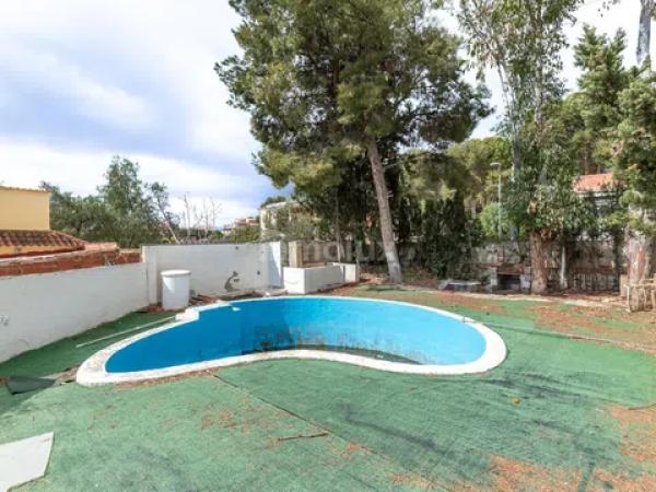 Terreno en camino de la Ermita