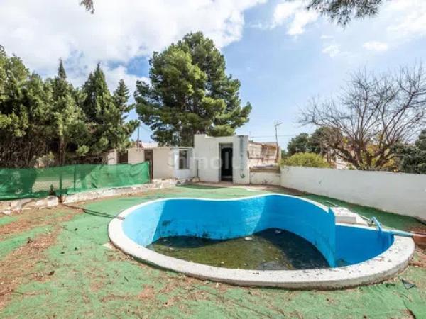 Terreno en camino de la Ermita