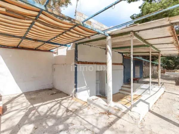 Terreno en camino de la Ermita