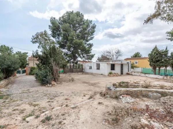 Terreno en camino de la Ermita