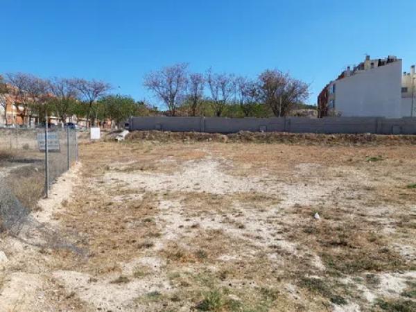 Terreno en calle Vicente Cervera, 109