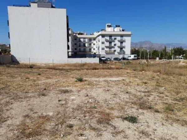 Terreno en calle Vicente Cervera, 69