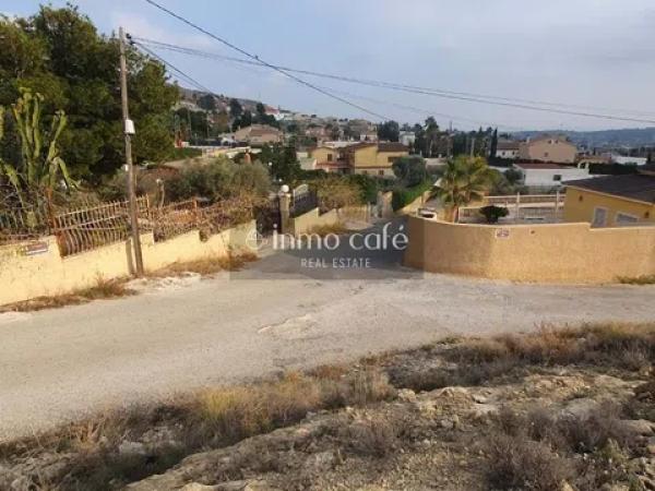 Terreno en Urb Montesol