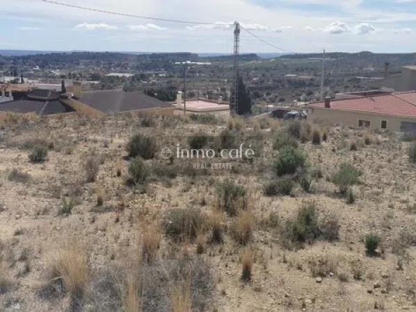 Terreno en Urb Montesol