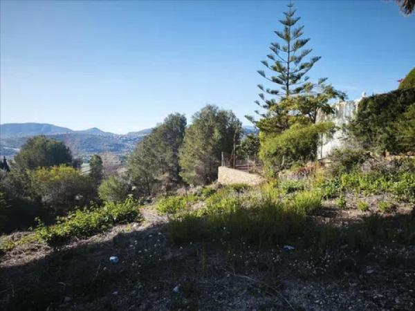 Terreno en plaza del Doctor Calatayud