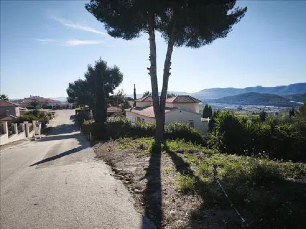 Terreno en plaza del Doctor Calatayud