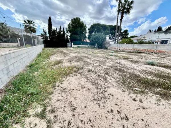 Terreno en calle Horaci