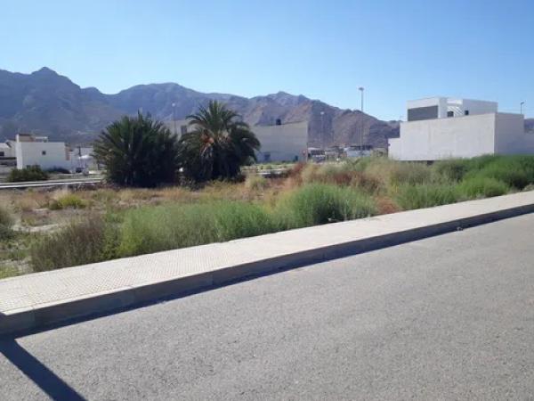 Terreno en Granja de Rocamora