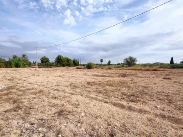 Terreno en Maitino-Perleta