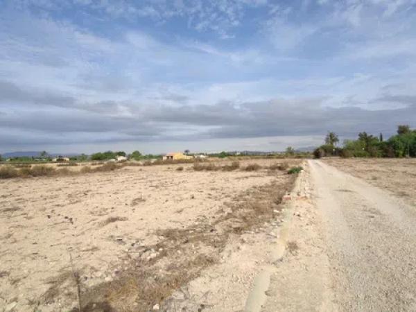 Terreno en Maitino-Perleta