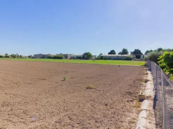 Terreno en calle Cervantes