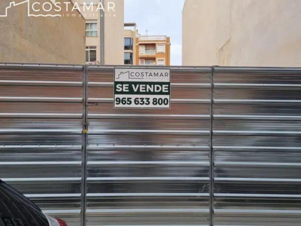 Terreno en calle del Doctor Fleming, 29
