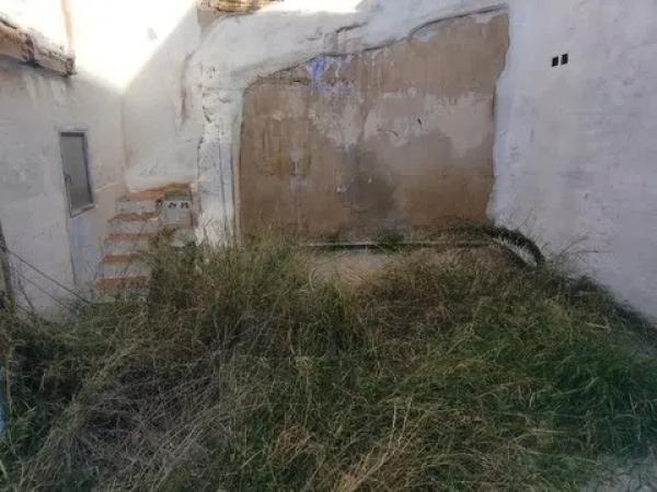 Terreno en calle Numancia