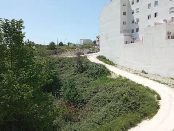 Terreno en calle del Doctor Crespo, 1