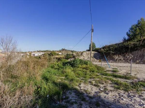 Terreno en calle del Doctor Crespo, 1