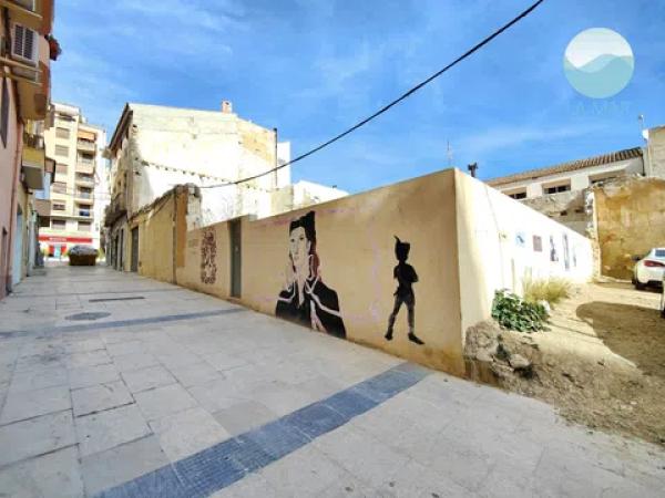 Terreno en calle Azorín