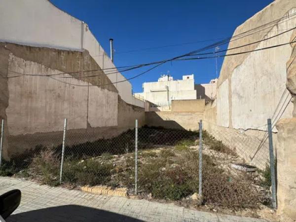 Terreno en calle de la Purisima