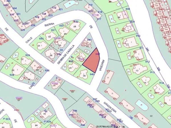 Terreno en calle Sierra de Aracena