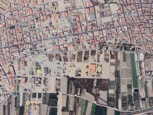 Terreno en calle Josefina Manresa