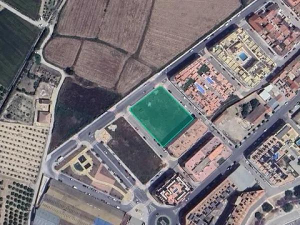 Terreno en calle Ecuador