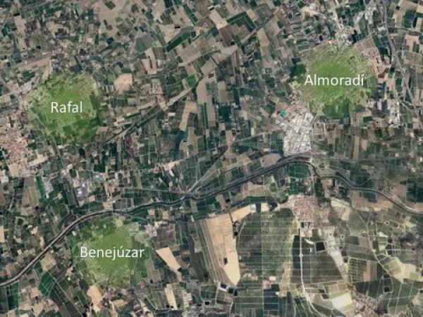 Terreno en calle Ecuador