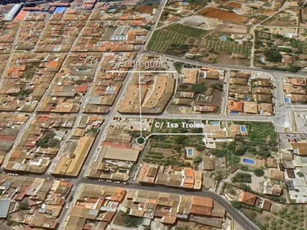 Terreno en calle d'Isa Tròlec