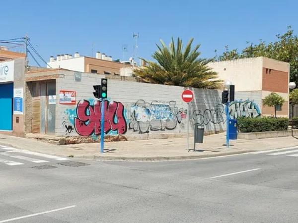 Terreno en calle la Nucía, 2 b
