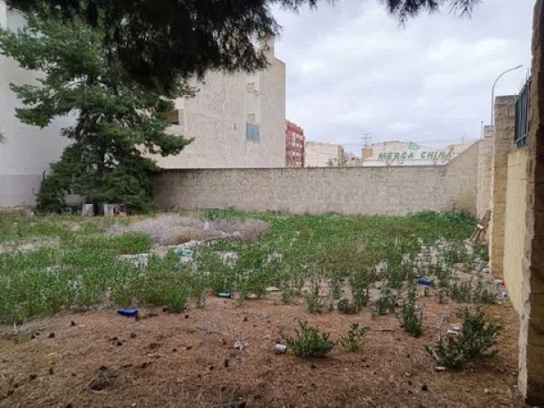 Terreno en Diputación provincial s/n