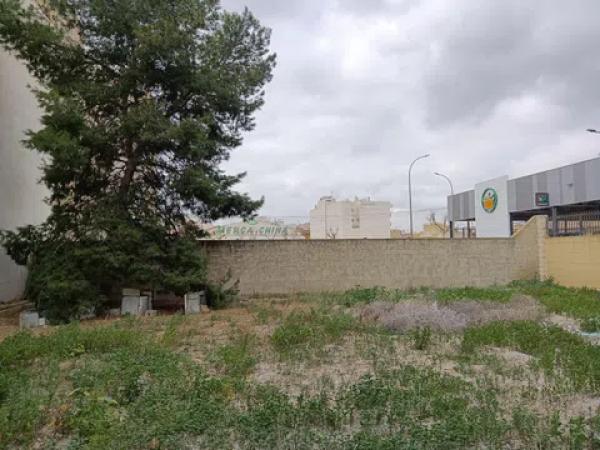 Terreno en Diputación provincial s/n
