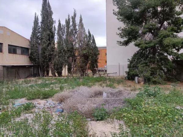 Terreno en Diputación provincial s/n