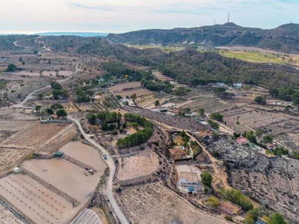 Terreno en via Sense Nom