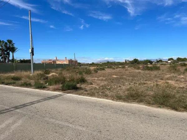 Terreno en Maitino-Perleta