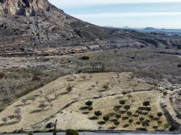 Terreno en partida Fontcalent